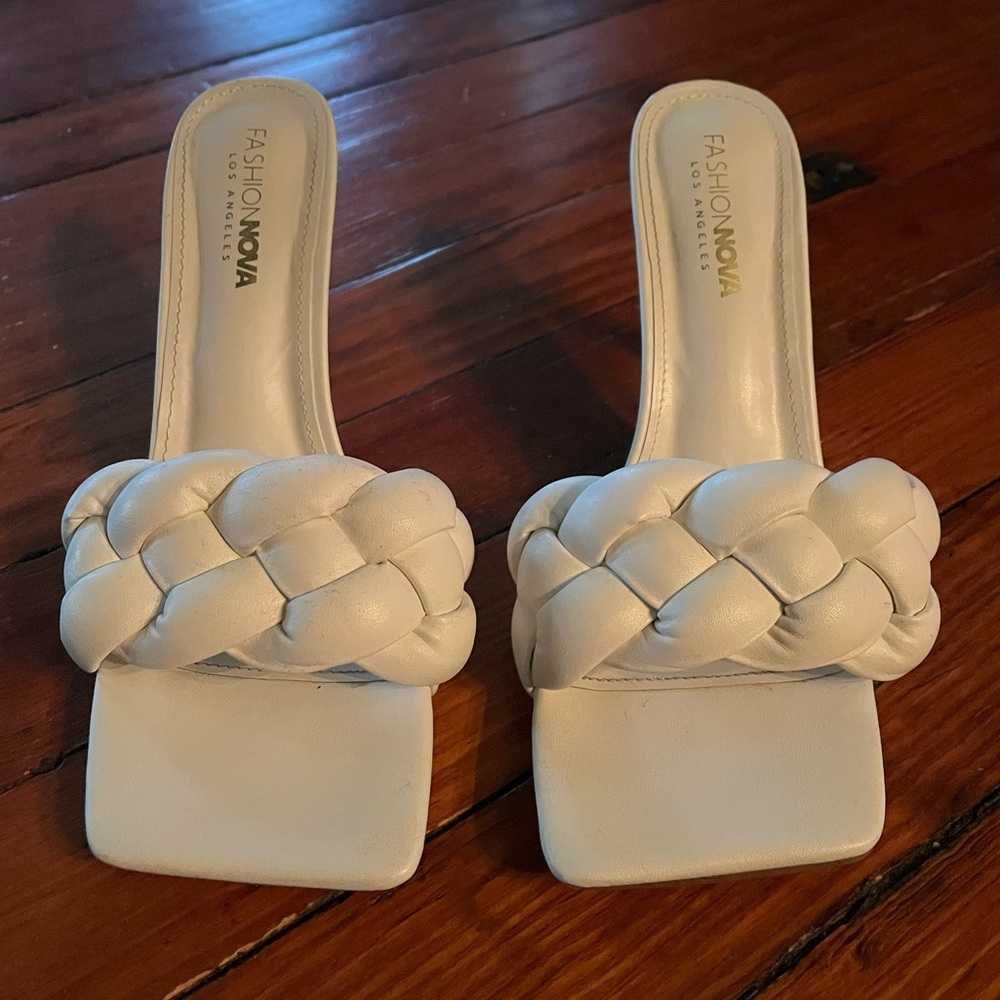 Fashion Nova women’s white 3 inch heel with braided/woven detail - W US size 9